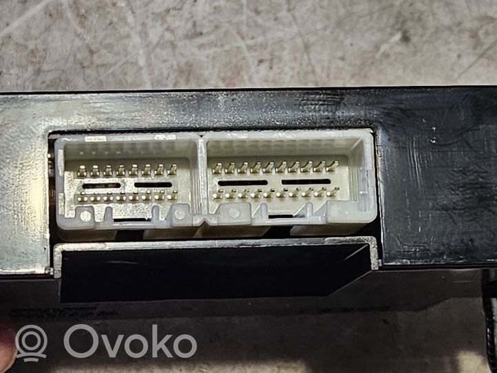 Subaru Legacy Gaisa kondicionēšanas / salona apsildes vadības bloks 72343AG001