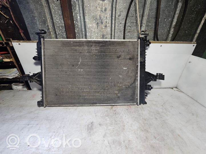 Volvo XC70 Radiateur de refroidissement 9485403