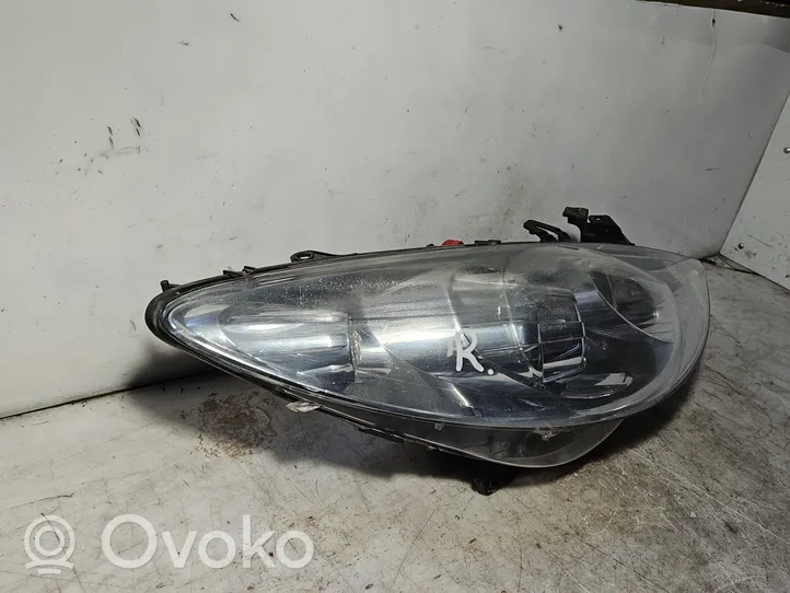 Peugeot 307 Lampa przednia 