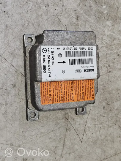 Mercedes-Benz Sprinter W901 W902 W903 W904 Module de contrôle airbag 0004460242