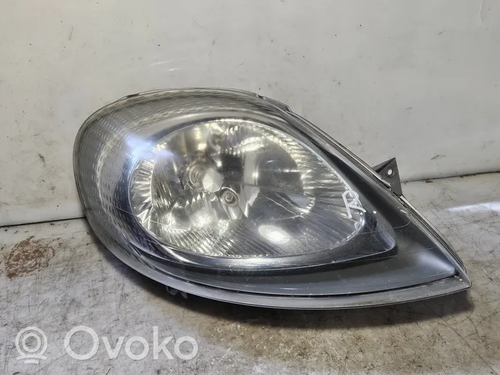 Nissan Primastar Faro delantero/faro principal 7700311372