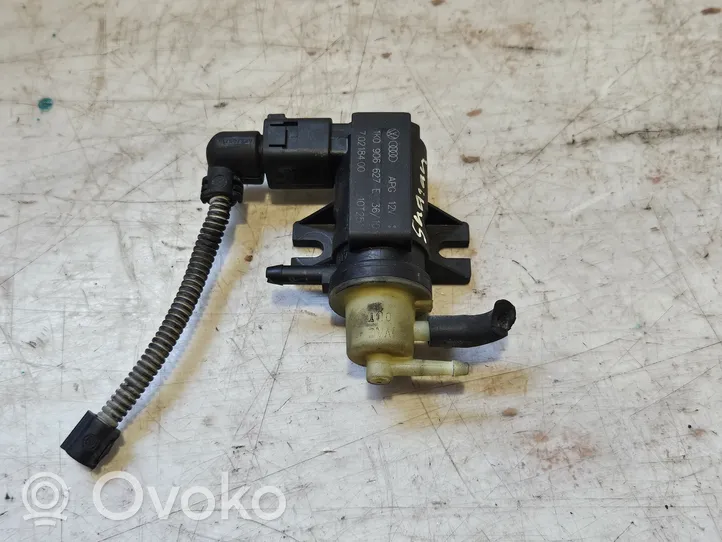 Volkswagen Sharan Turbo solenoid valve 1K0906627E