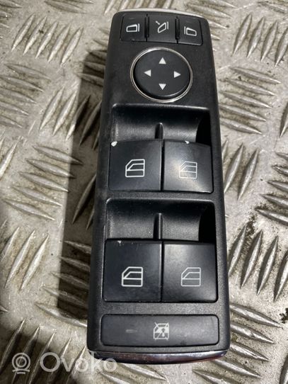 Mercedes-Benz C W204 Set di interruttori A2128208310