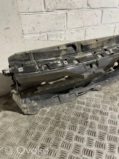 BMW 4 F32 F33 Déflecteur d'air de radiateur de refroidissement 7290610