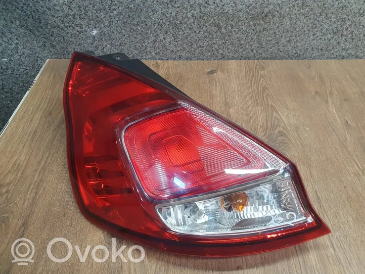 Ford Fiesta Lampa tylna 