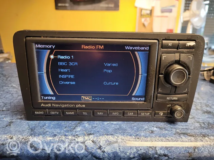 Audi A3 S3 A3 Sportback 8P Panel / Radioodtwarzacz CD/DVD/GPS 