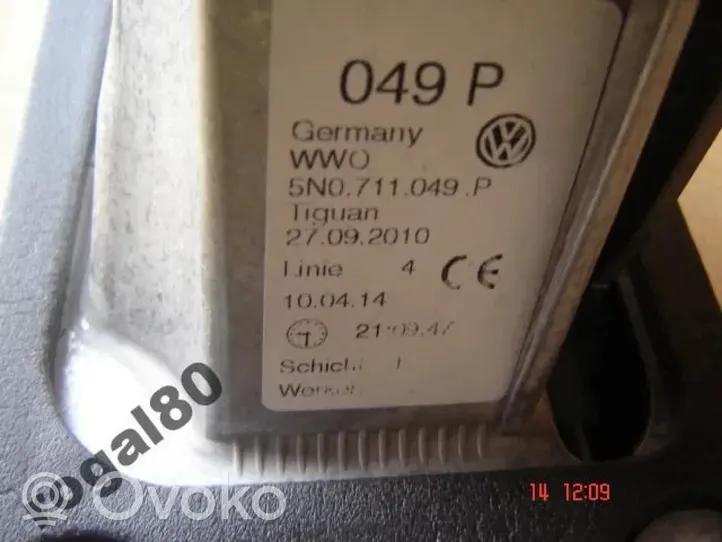 Volkswagen Tiguan Gear shifter/selector 