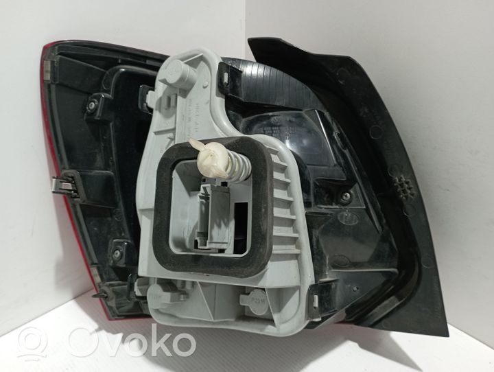 Volkswagen Polo V 6R Lampa tylna 6R0945258