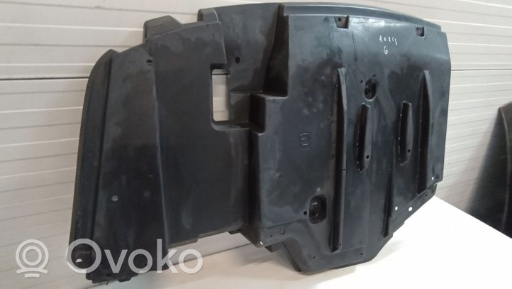 Toyota Auris E180 Couvre-soubassement inférieur 5839902051