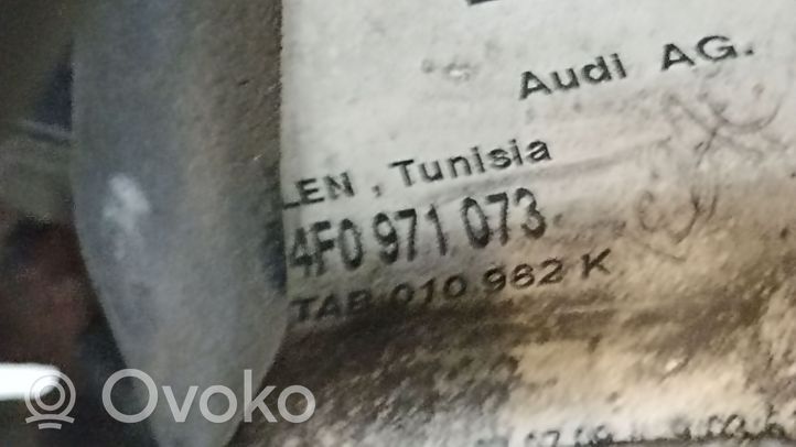 Audi A6 S6 C6 4F Set del radiatore 4B0010157D