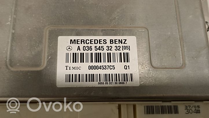 Mercedes-Benz CLS C219 Pakabos valdymo blokas A0365453232