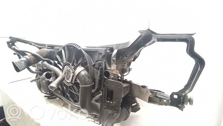 Mercedes-Benz CLS C219 Set del radiatore A2115003402