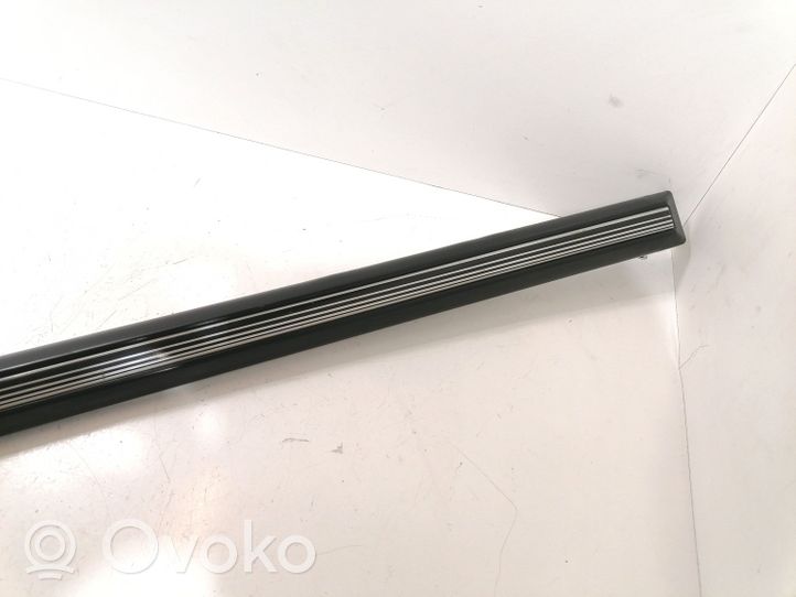 Mercedes-Benz G W461 463 Rivestimento modanatura parafango posteriore 