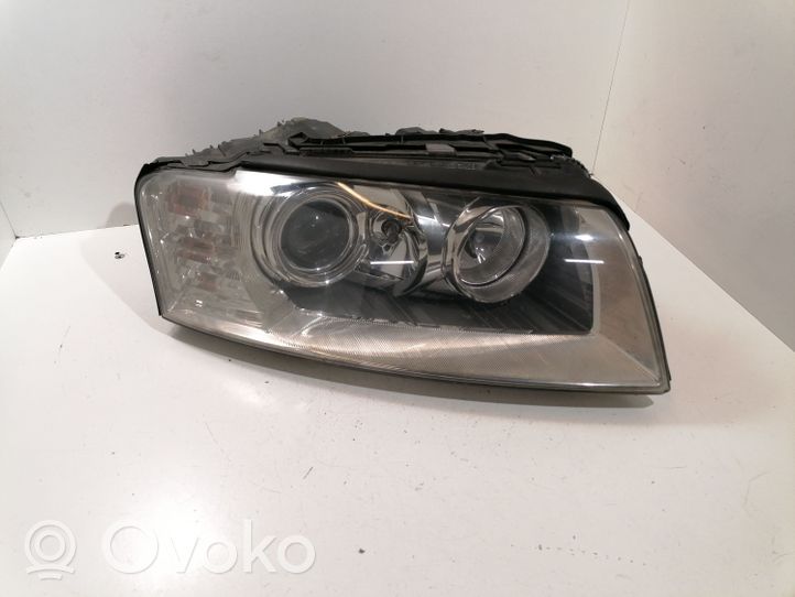 Audi A8 S8 D3 4E Lampa przednia 