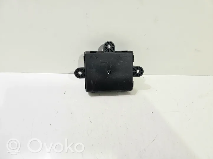 Volvo V40 Centralina/modulo portiere 31343042