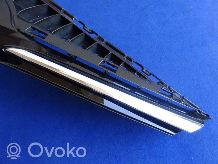 Toyota Avensis T270 Grille de calandre avant 5311405120