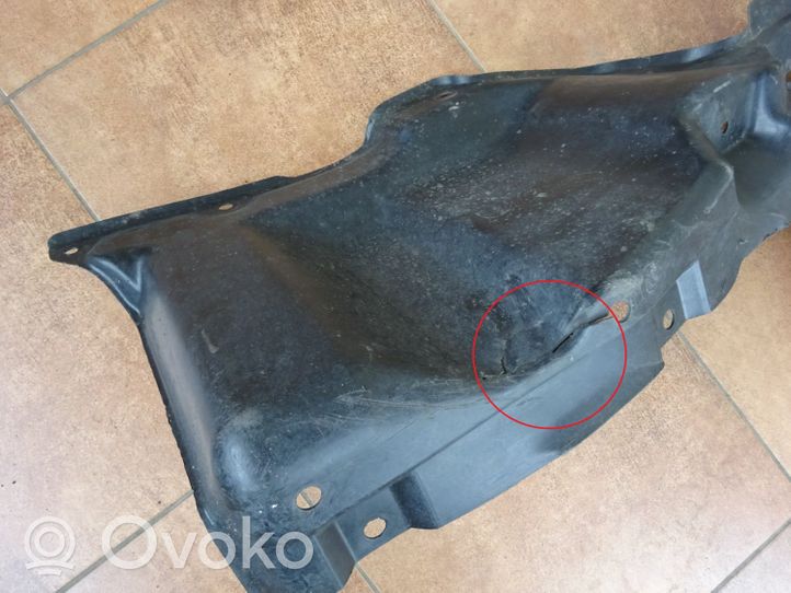 Toyota Corolla E120 E130 Moottorin alustan välipohjan roiskesuoja 514080F010