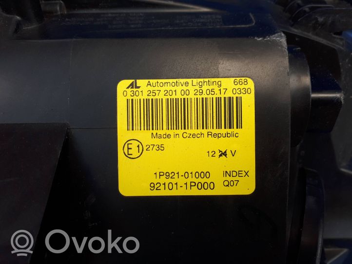 KIA Venga Priekšējais lukturis 921011P000