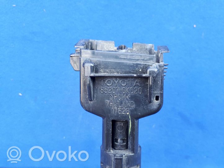 Toyota Hilux (AN10, AN20, AN30) Ugello a spruzzo lavavetri per faro 852070K020