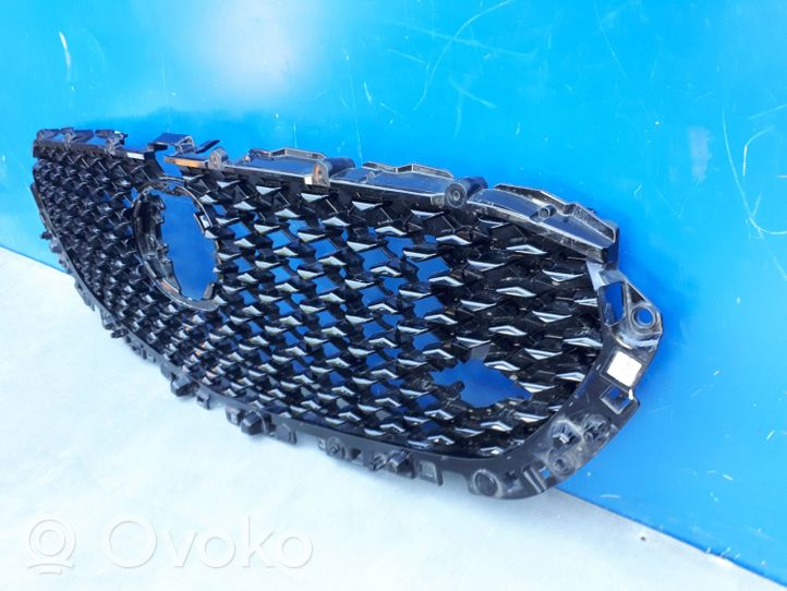 Mazda CX-30 Grille calandre supérieure de pare-chocs avant DFR750711