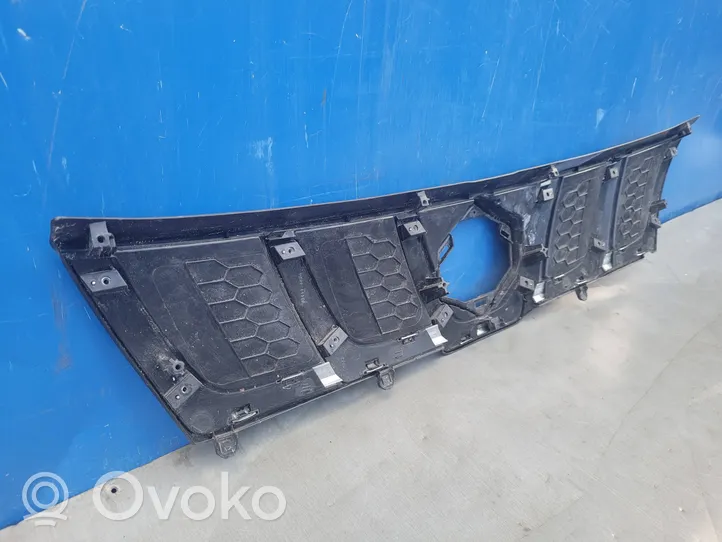 Suzuki Vitara (LY) Grille de calandre avant 7211160R0