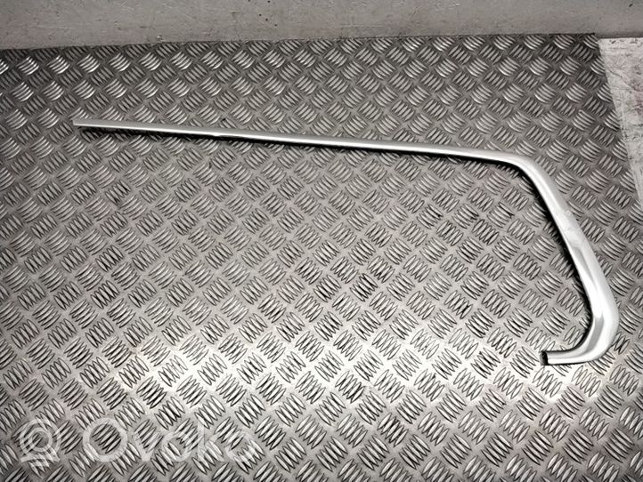 Volvo V70 Rivestimento vetro lato posteriore 