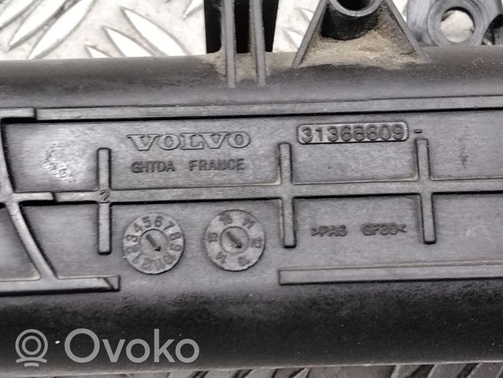 Volvo V70 Interkūlerio žarna (-os)/ vamzdelis (-iai) 31368609