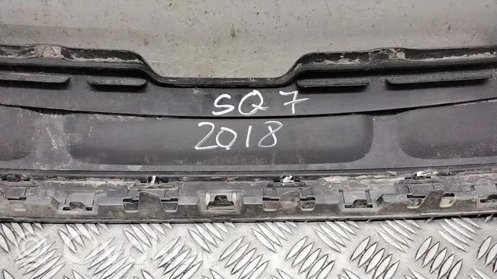 Audi Q7 4M Rear bumper lower part trim 4M0807521B