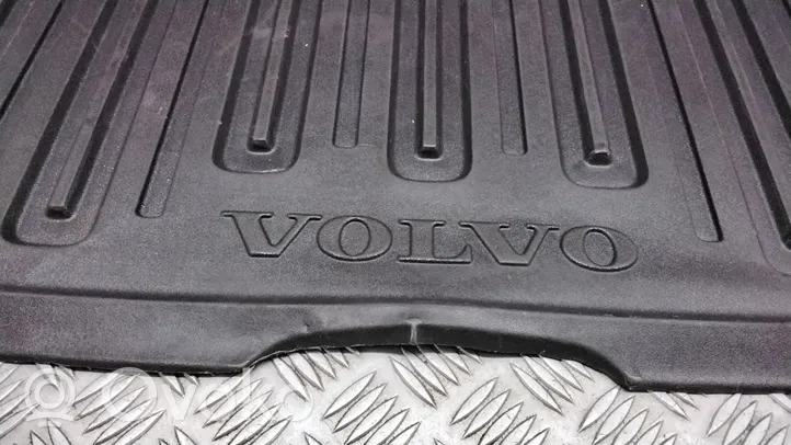 Volvo V70 Rubber trunk/boot mat liner 30740732