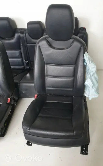 Porsche Cayenne (9PA) Set sedili 