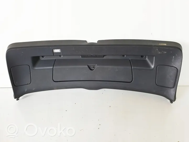 Audi Q7 4L Tailgate/boot lid cover trim 