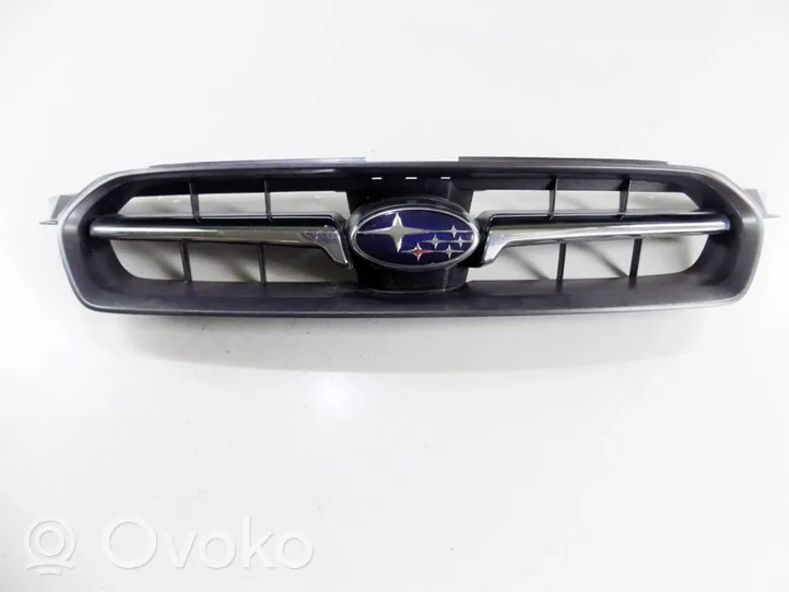 Subaru Legacy Etupuskurin ylempi jäähdytinsäleikkö 