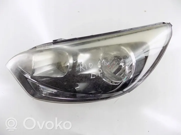 KIA Rio Lampa przednia 