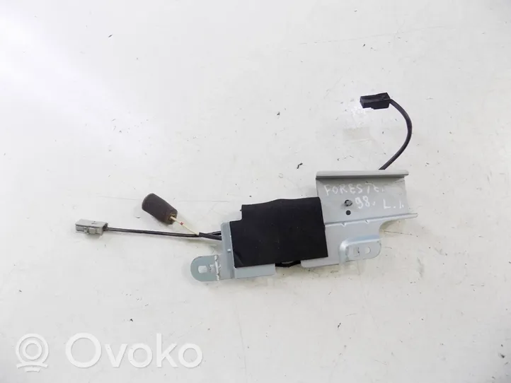 Subaru Forester SF Antennenverstärker Signalverstärker ef1088b