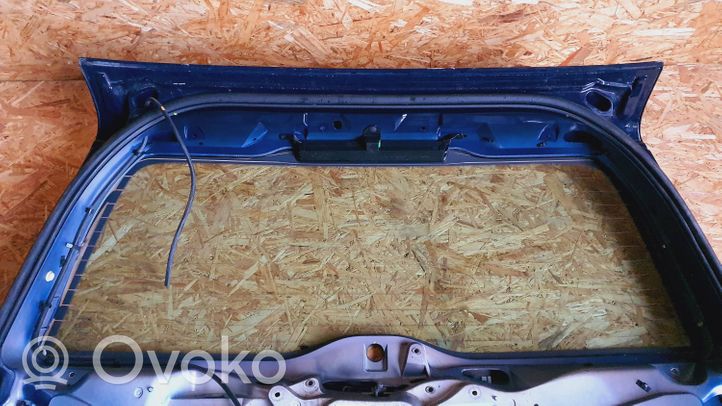 Volvo V70 Tylna klapa bagażnika 86141554