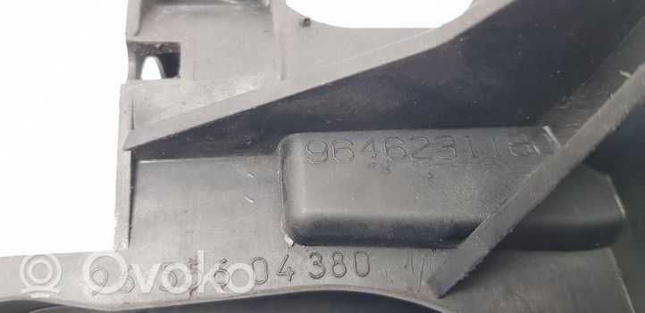 Citroen Nemo Polttoainesuodattimen kiinnikkeen pidike 9646231180