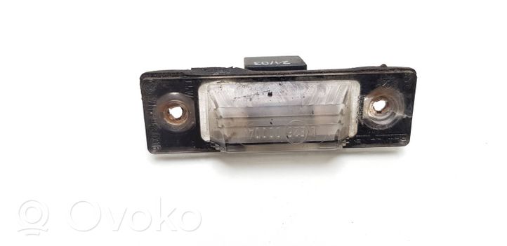 Seat Alhambra (Mk1) Lampa oświetlenia tylnej tablicy rejestracyjnej 7M3943021B