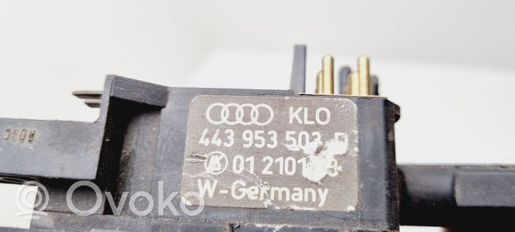 Audi 80 90 S2 B4 Valytuvų rankenėlė 443953503D