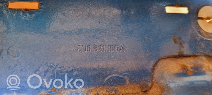 Volkswagen Polo III 6N 6N2 6NF Lokasuoja 6N0821106A