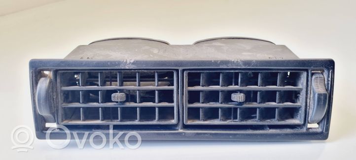 Volkswagen Transporter - Caravelle T4 Dysze / Kratki środkowego nawiewu deski rozdzielczej 191819703