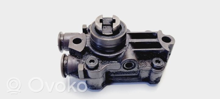 Mercedes-Benz E W210 Pompe d'injection de carburant à haute pression A6110900350