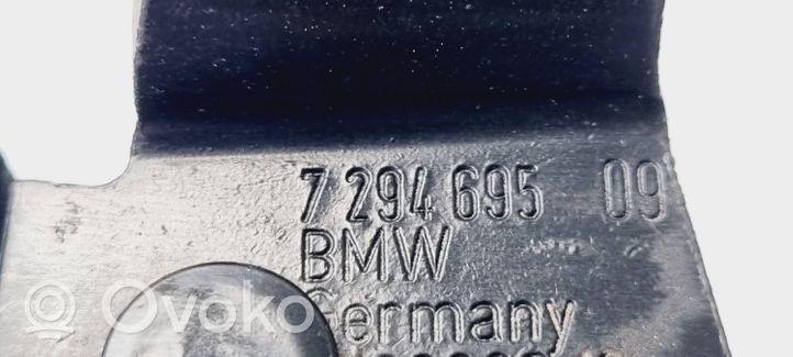 BMW X5 F15 Staffa di rinforzo per ammortizzatore bagagliaio 7294695