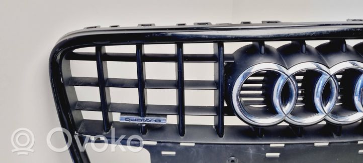 Audi Q7 4L Maskownica / Grill / Atrapa górna chłodnicy 4L0853651H