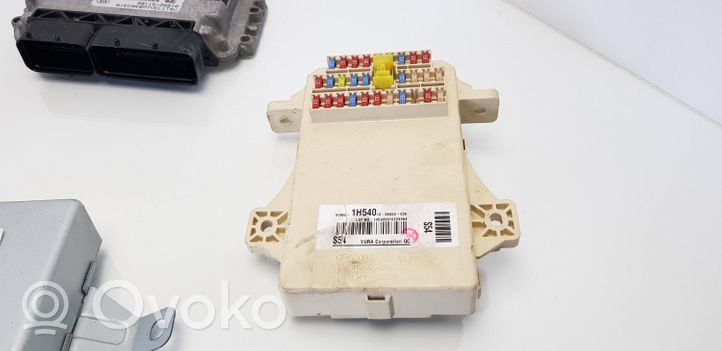 KIA Ceed Kit centralina motore ECU e serratura 391152A510