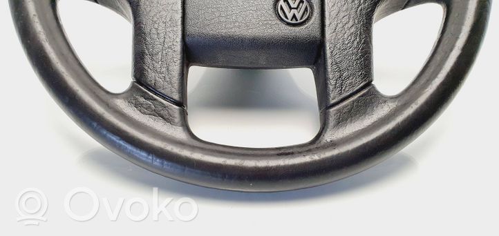 Volkswagen PASSAT B3 Ohjauspyörä 321419660