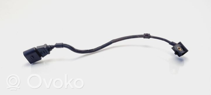 Volkswagen Golf IV Camshaft speed sensor 045906433