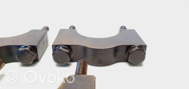 Audi A4 S4 B7 8E 8H Supporto dell’albero motore 