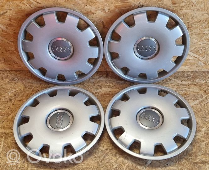 Audi A4 S4 B7 8E 8H R16 wheel hub/cap/trim 4B0601147D