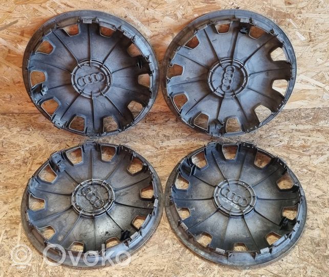 Audi A4 S4 B7 8E 8H R16 wheel hub/cap/trim 4B0601147D