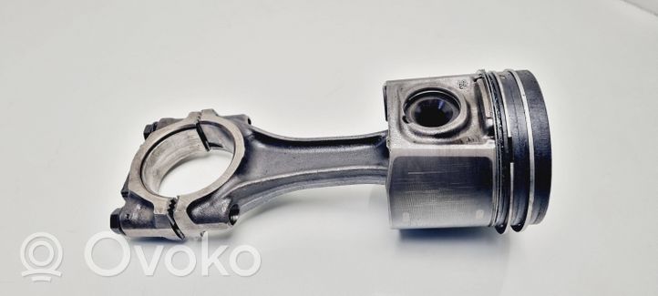 Citroen Jumper Piston with connecting rod 500331966